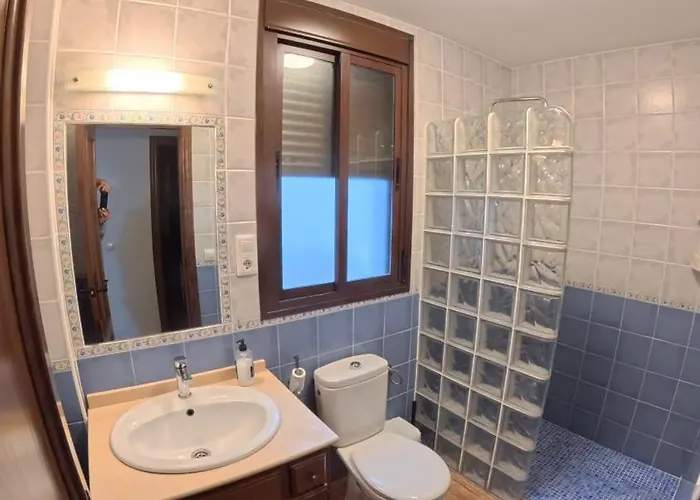 Nomada 4 * El Bosque (Cadiz)